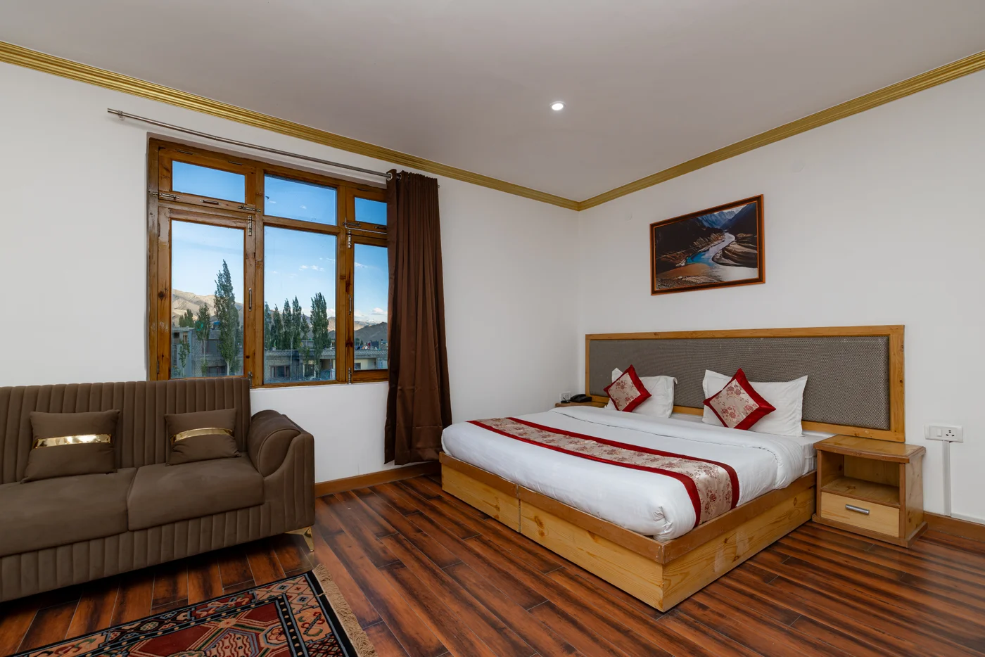 Comfortable Bedding in Deluxe Mountain Room